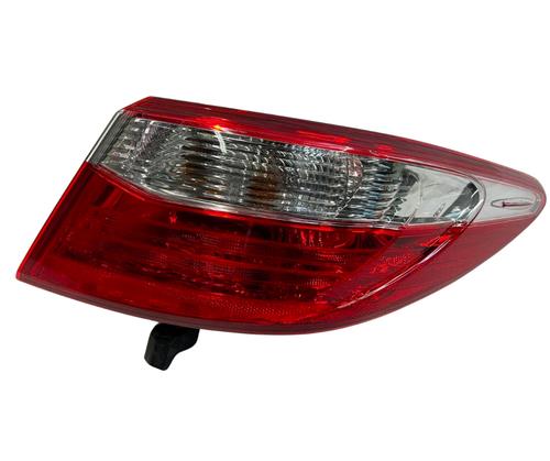 Toyota Tail Light Right RH Side Rear Outer Lamp Camry 15-17 OEM 8155006640