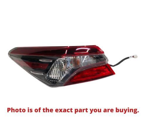 Toyota Tail Light Left LH Driver Side Outer Rear Lamp Camry 18-20 OEM 8156133710
