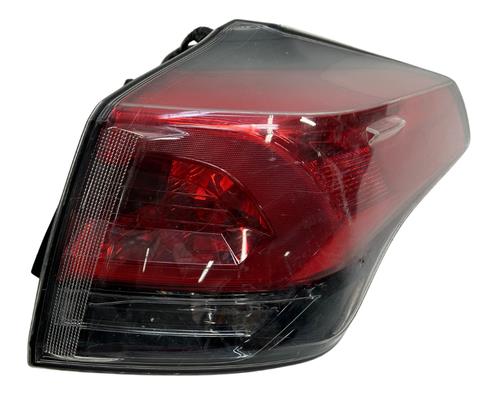 Toyota Tail Light Outer Tail Lamp Right RH Side RAV-4 16 17 18 OEM 815500R06100